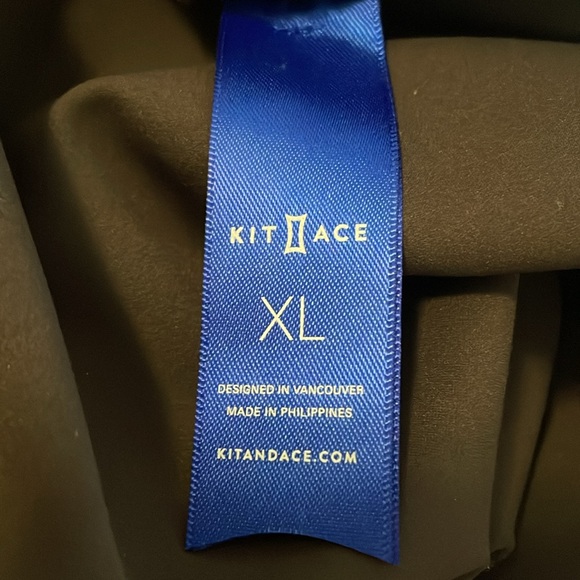 Kit and Ace The Base Long Sleeve Turtleneck - Picture 6 of 7